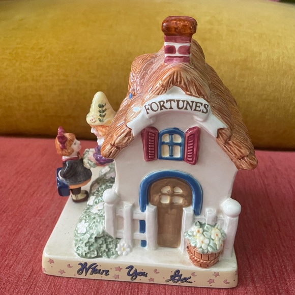 1994 Mary Engelbreit Ceramic Bank - Picture 1 of 6